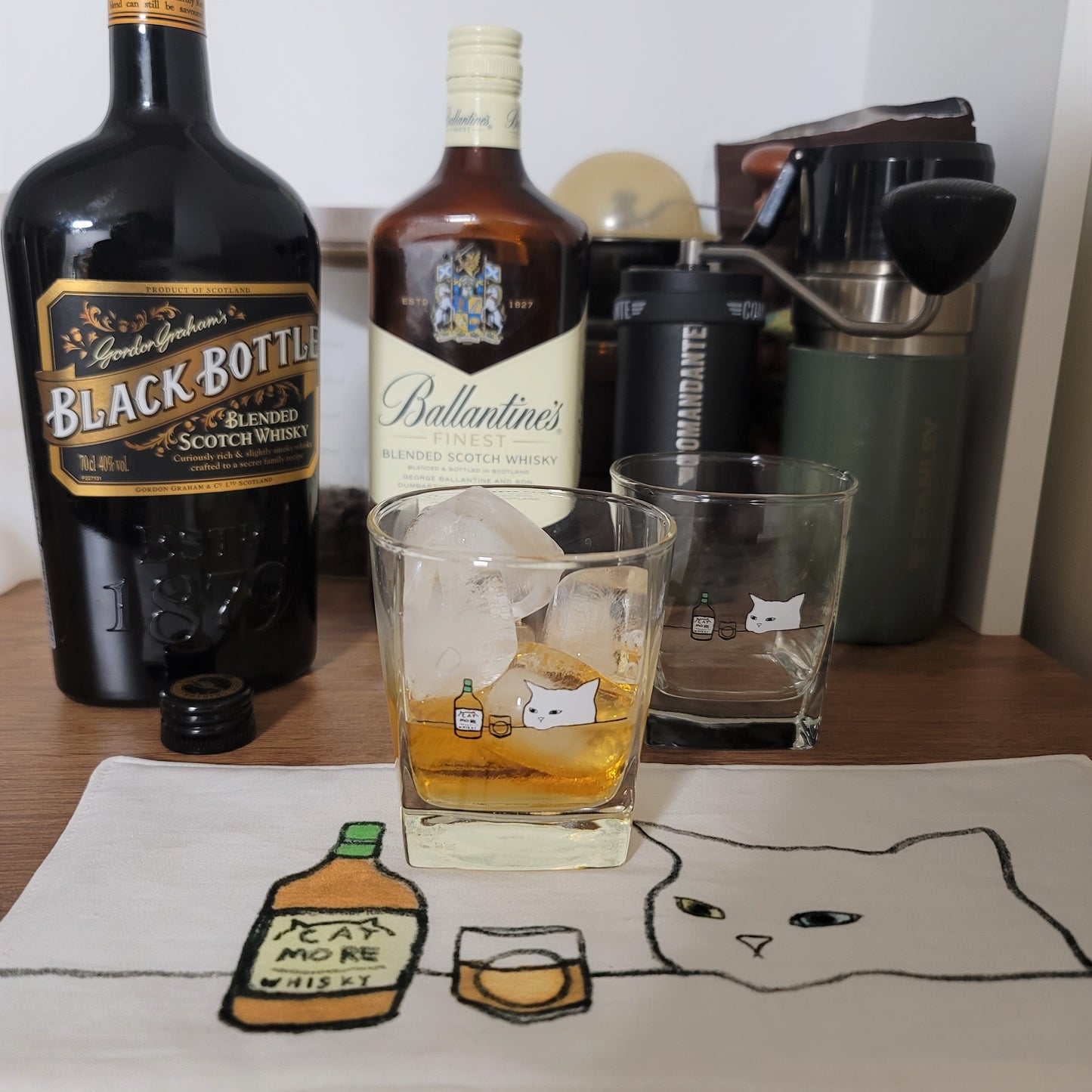 whisky cat, kitchen cross
