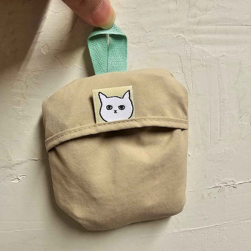 Handkerchief 3 - A cat smelling flowers