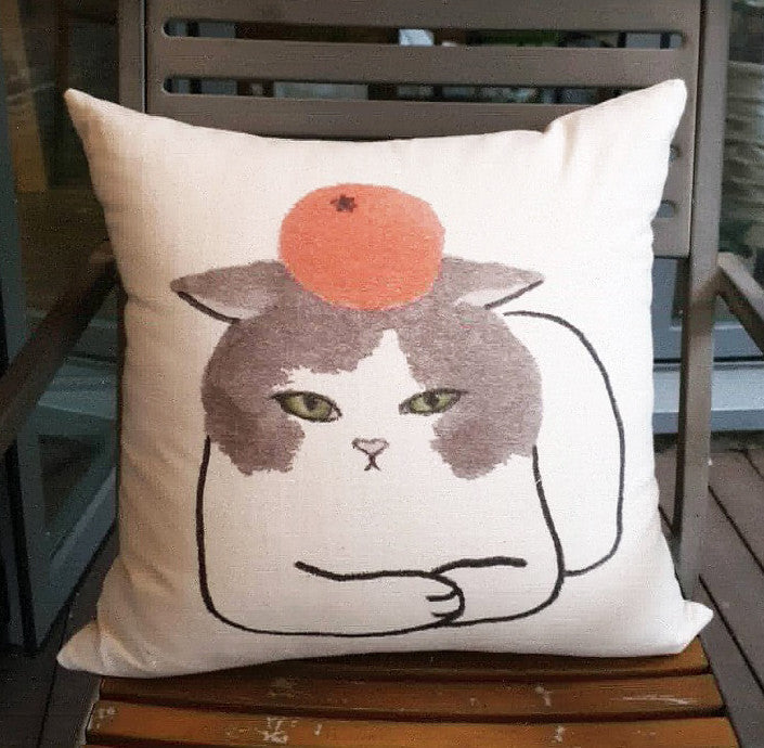 귤냥이 cushion cover