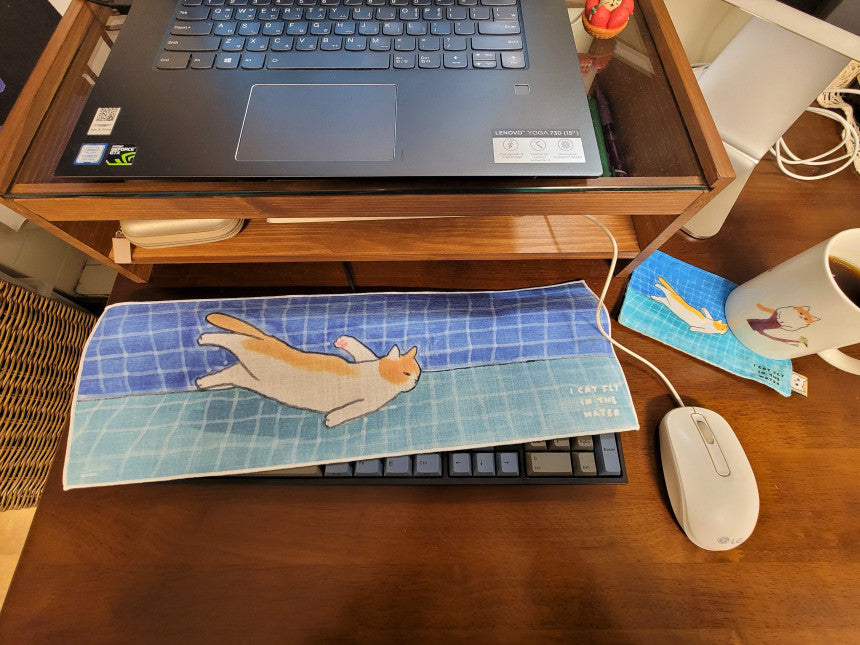 I cat fly in the water, fabric keyboard cover