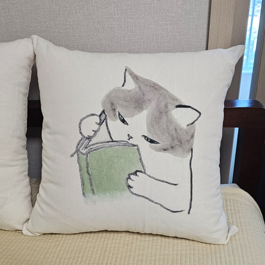 sleepy reading cushion cover